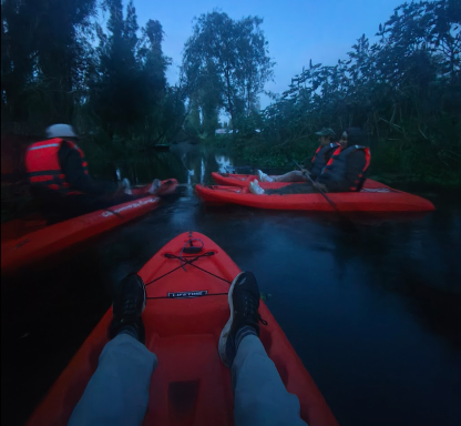 Tour gay Amanecer en Kayak en Xochimilco