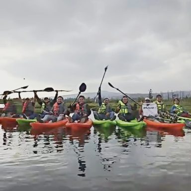 Tour gay Amanecer en Kayak en Xochimilco