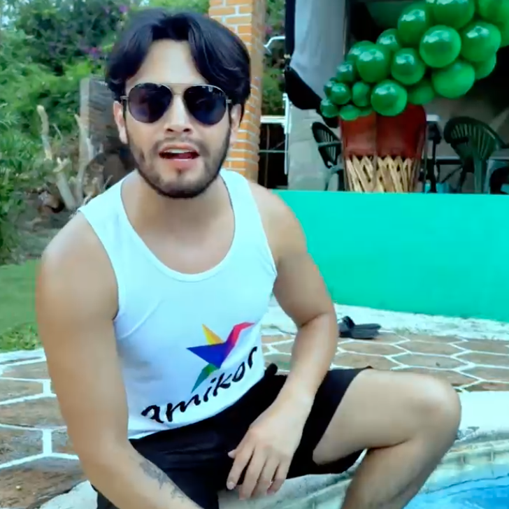 Coordinador gay, coordinador lgbt, guía de turista gay, guía de turista lgbt.